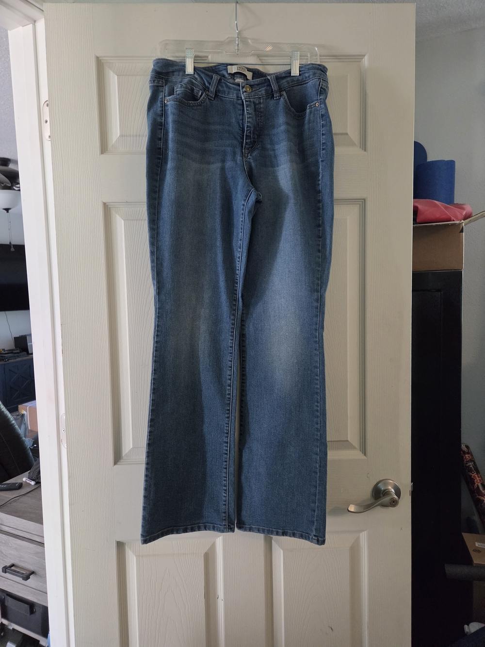 High-Rise Medium Blue Women's Jeans - Classic Straight Leg